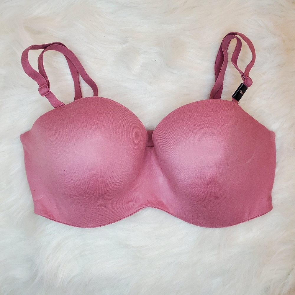 BODY BY VICTORIALightly-Lined Strapless Bra